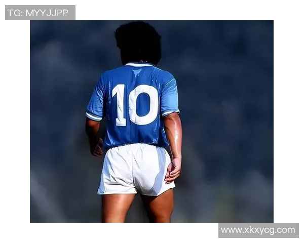 十号球衣传奇人物：足球场上的艺术家与领袖们的辉煌时刻