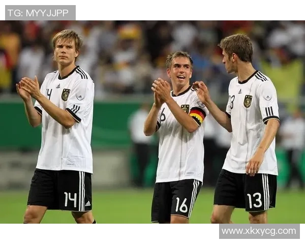 聚焦hroos足球球星成长历程与辉煌成就全面解读